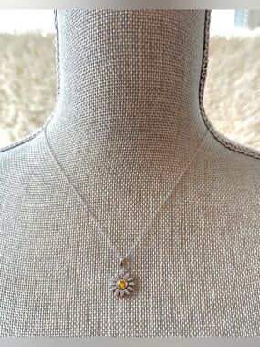 Silver Daisy Pendant Necklace with Yellow Center Burst